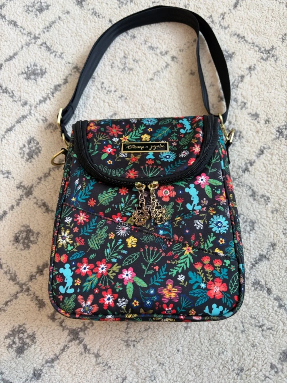 JuJuBe x Disney Amour Des Fleurs ADF Be Cool